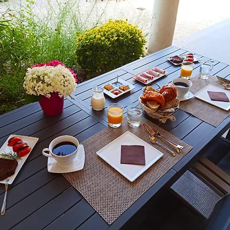 D'hotes De Molines Guest house Vogue